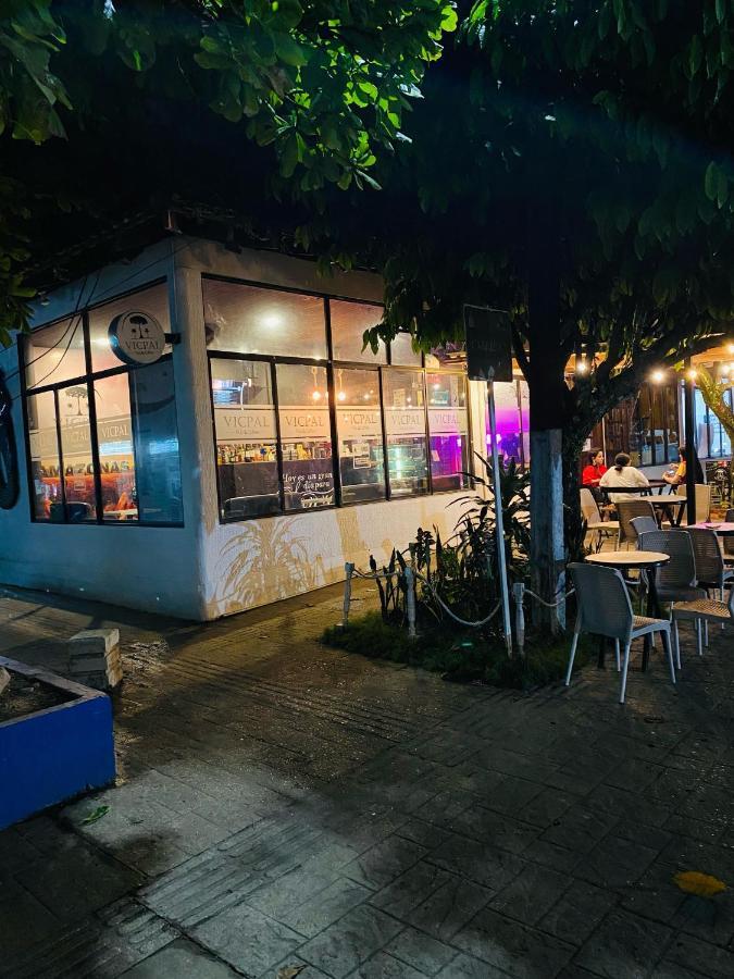 Tambo Hostel レティシア エクステリア 写真
