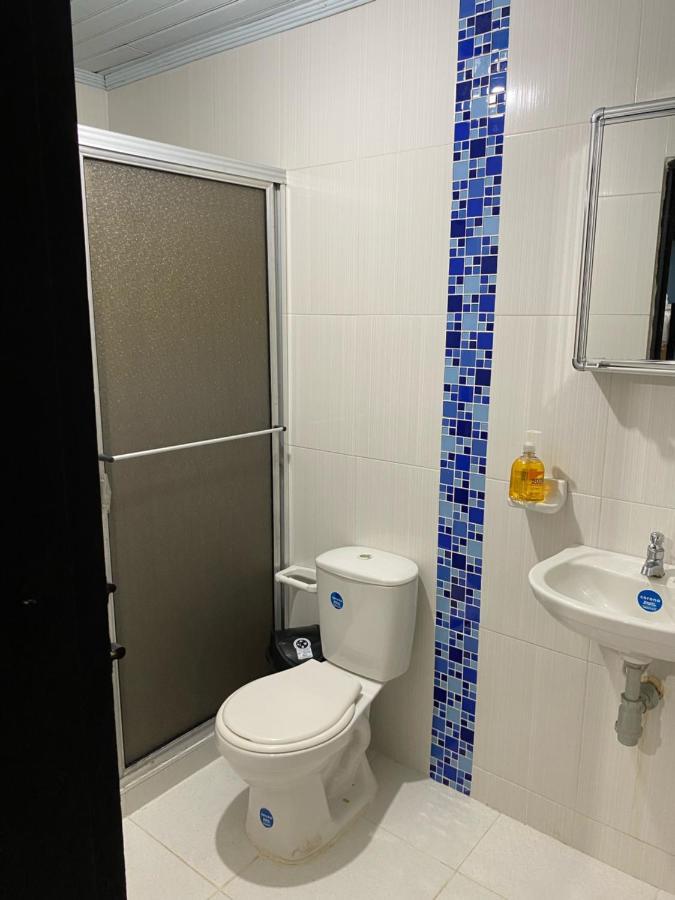 Tambo Hostel レティシア エクステリア 写真