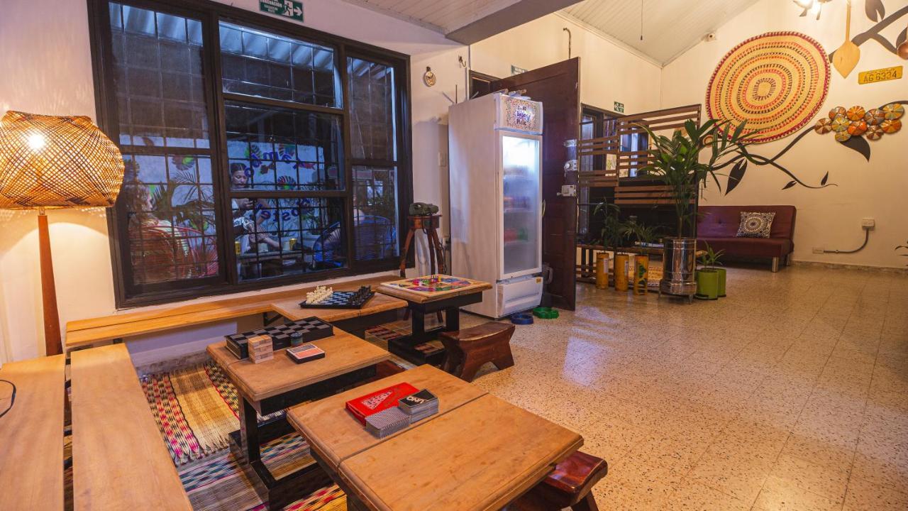 Tambo Hostel レティシア エクステリア 写真