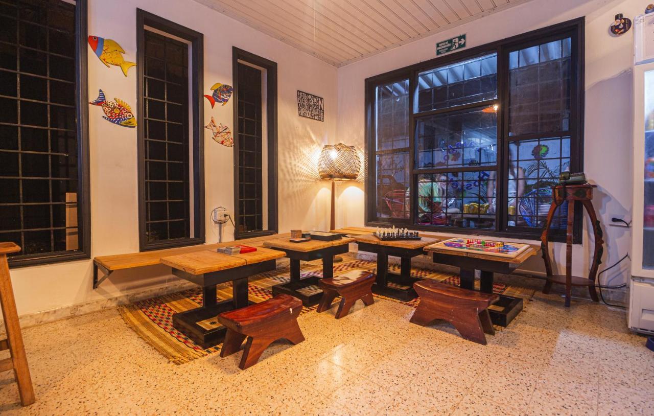 Tambo Hostel レティシア エクステリア 写真