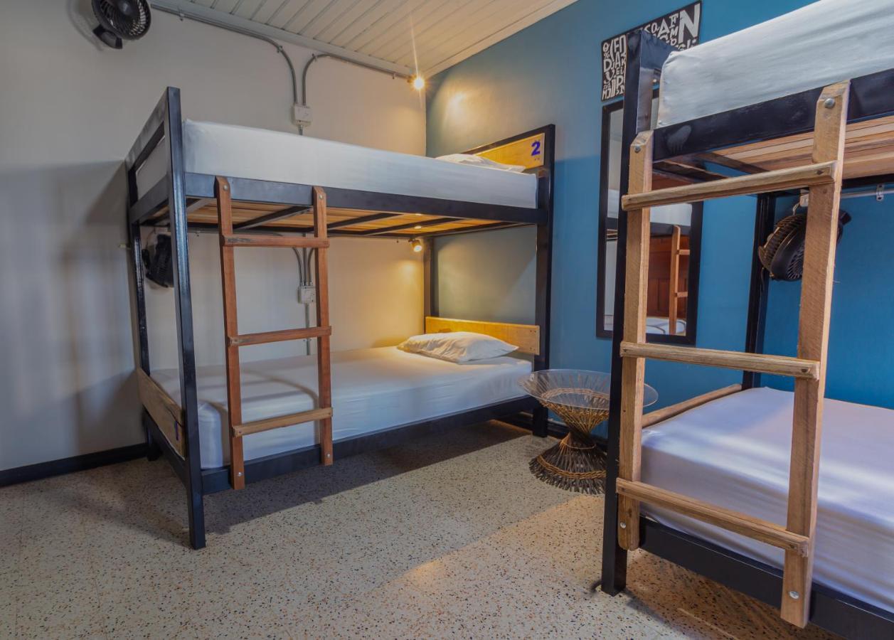 Tambo Hostel レティシア エクステリア 写真