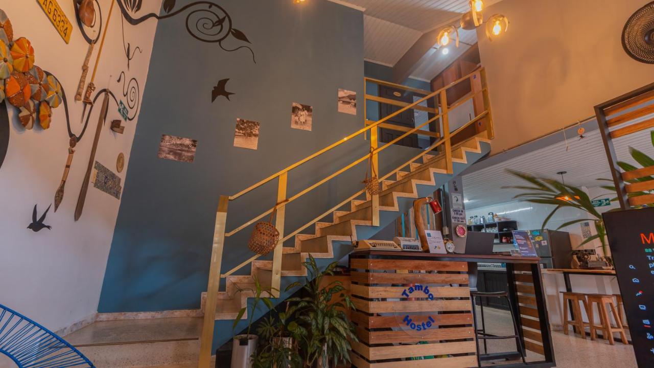 Tambo Hostel レティシア エクステリア 写真