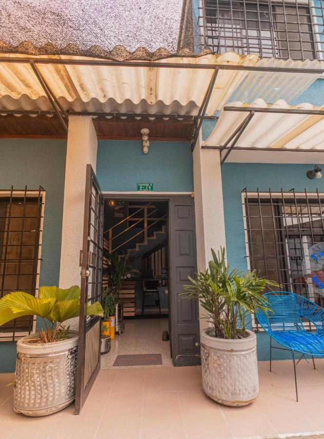 Tambo Hostel レティシア エクステリア 写真
